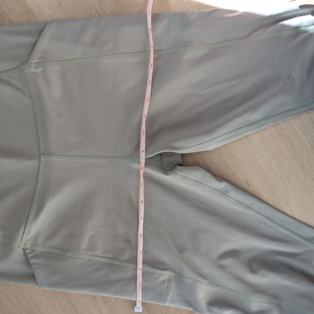 Women's High-Waisted Green Leggings - Picture 10 of 12
